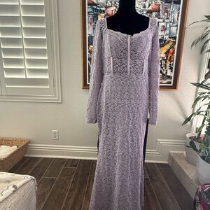 Fore, Elegant Lavender Lace Long Sleeve Dress size Lg.